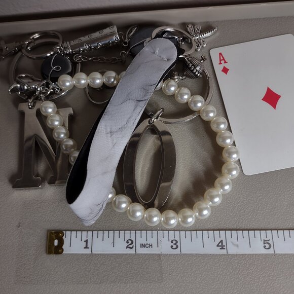 Lot Of 6 Nice Keychains - Picture 3 of 6